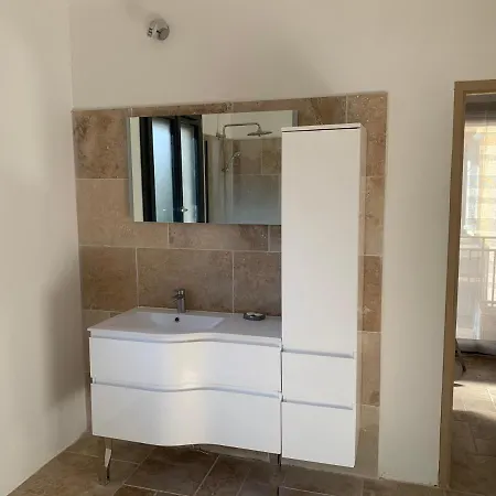 Villa 18 Narbonne