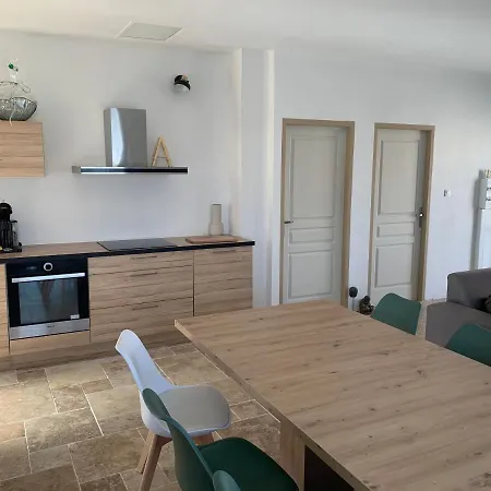 18 Villa